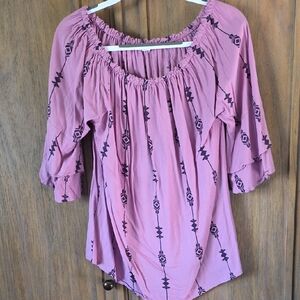 Lascana top, size 12, flowly sleeves, pinched neckline